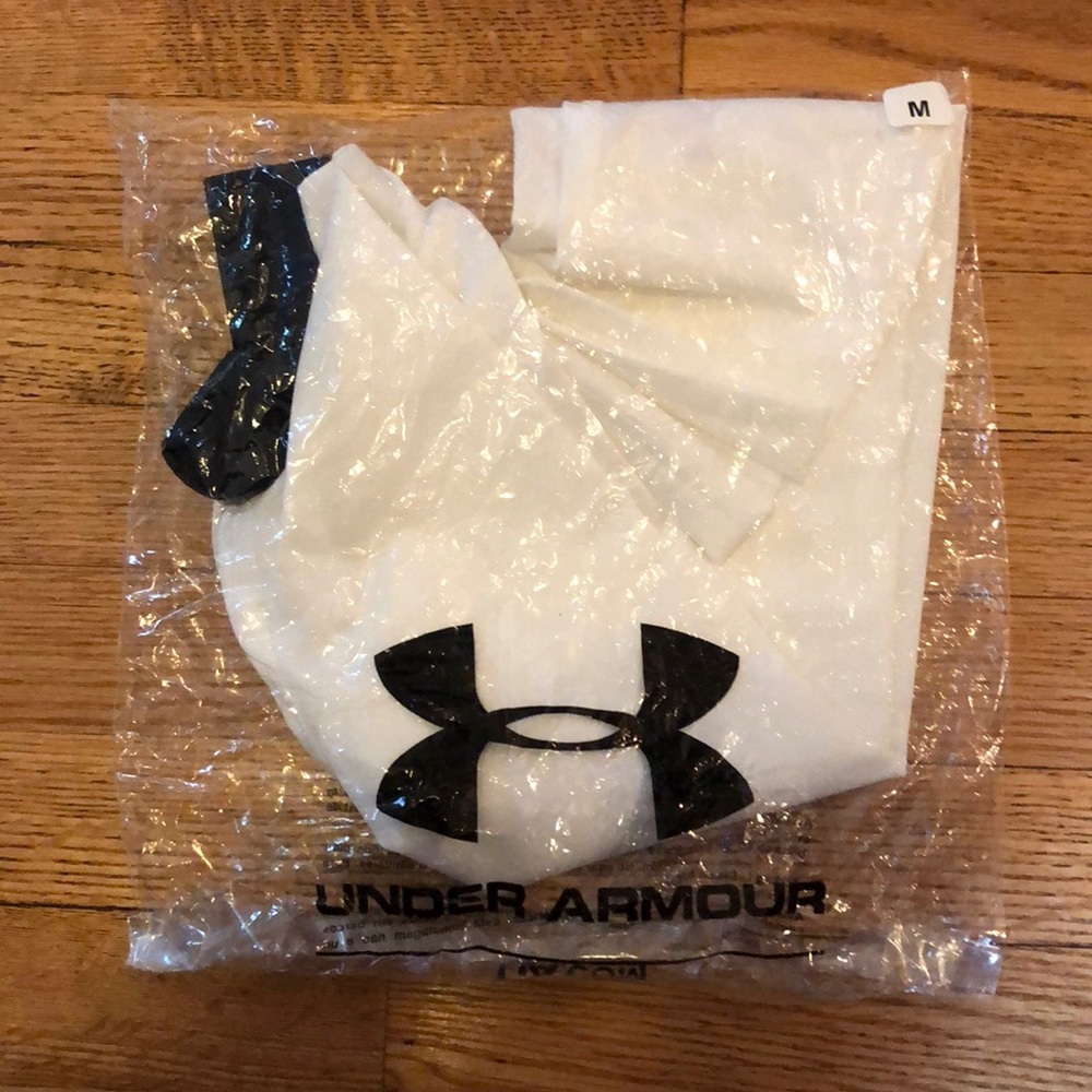 White Under Armor leggings